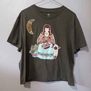 H&M Olive Green Graphic T-Shirt Raw Hem Cropped Oversized Medium